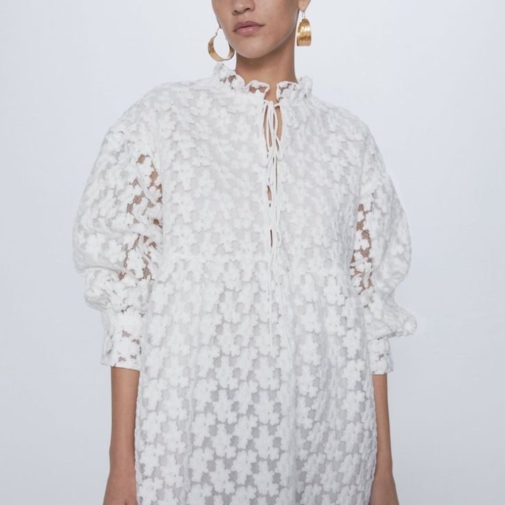 ZARA - NEW textured floral weave mini dress